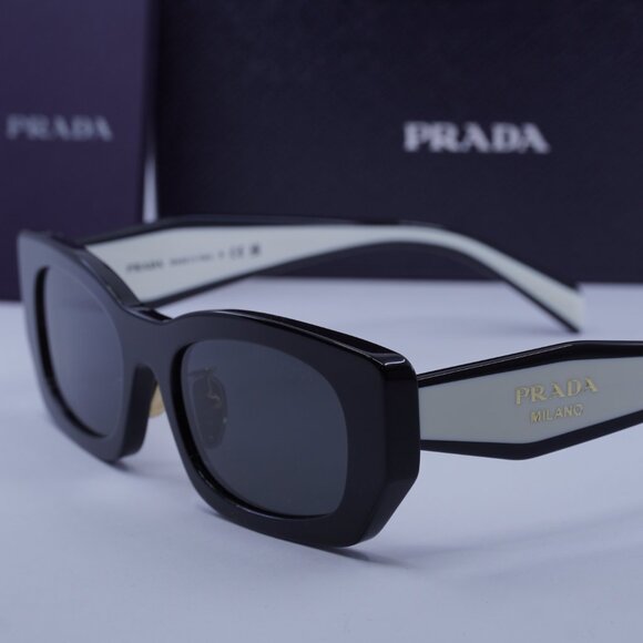 Prada PRB05SF 09Q08Z Rectangle Sunglasses – Black main image 8
